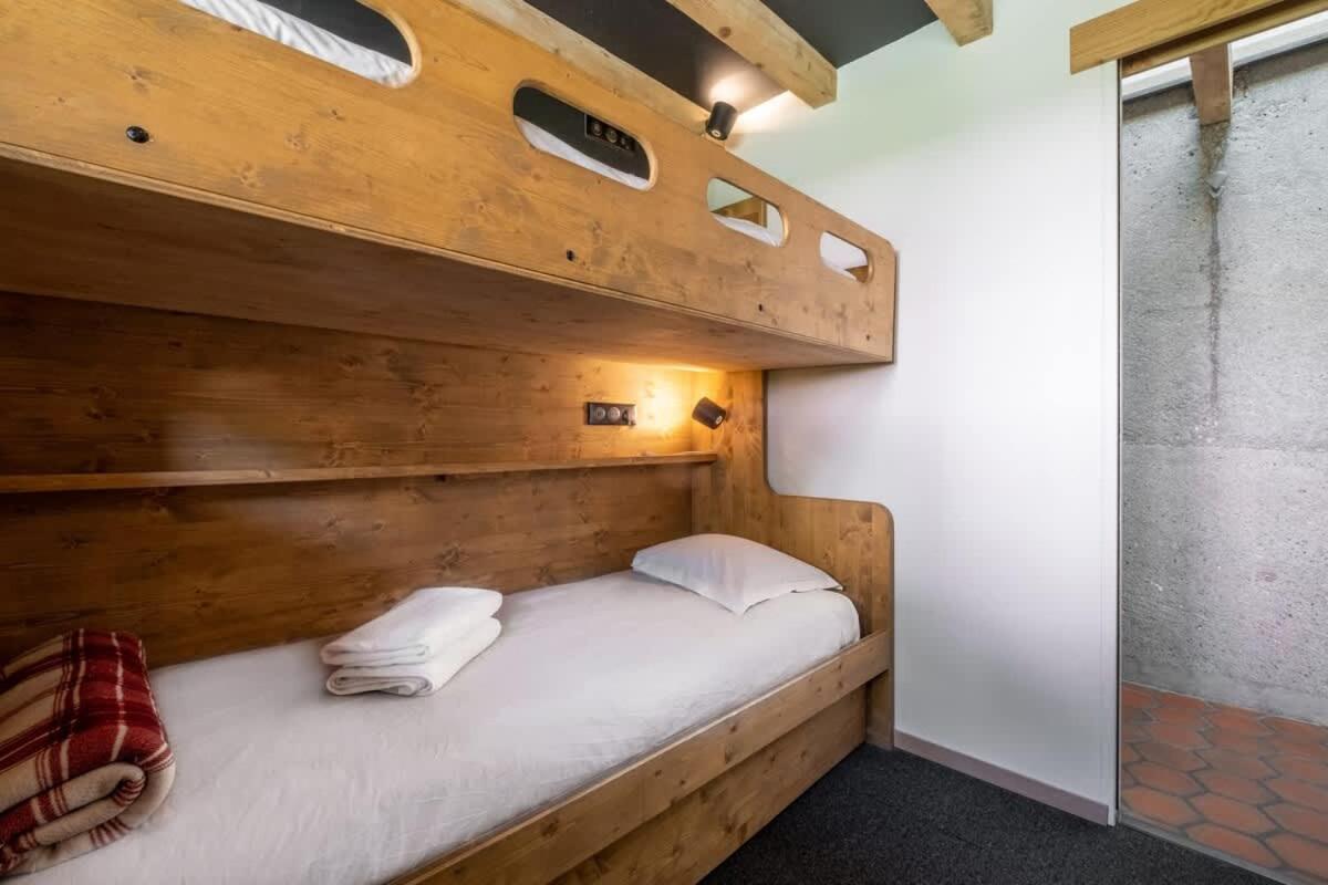 Chalet Racar Pour 4 Personnes, Centre Ville Et Vue Sur La Montagne Chamonix Exterior foto